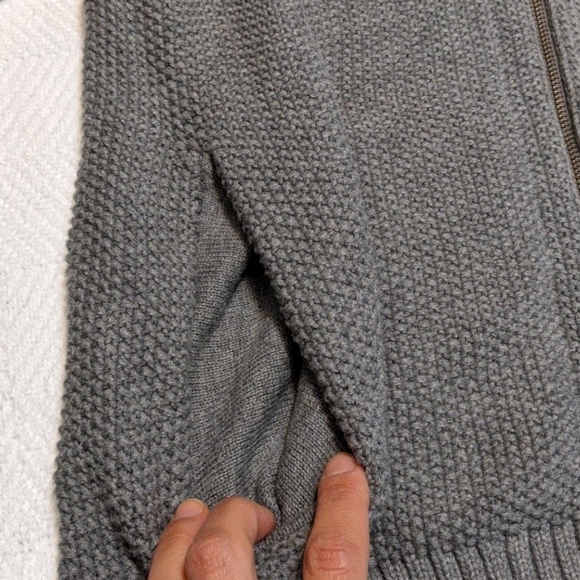 Cozy Lucky Brand sweater - Picture 4 of 7